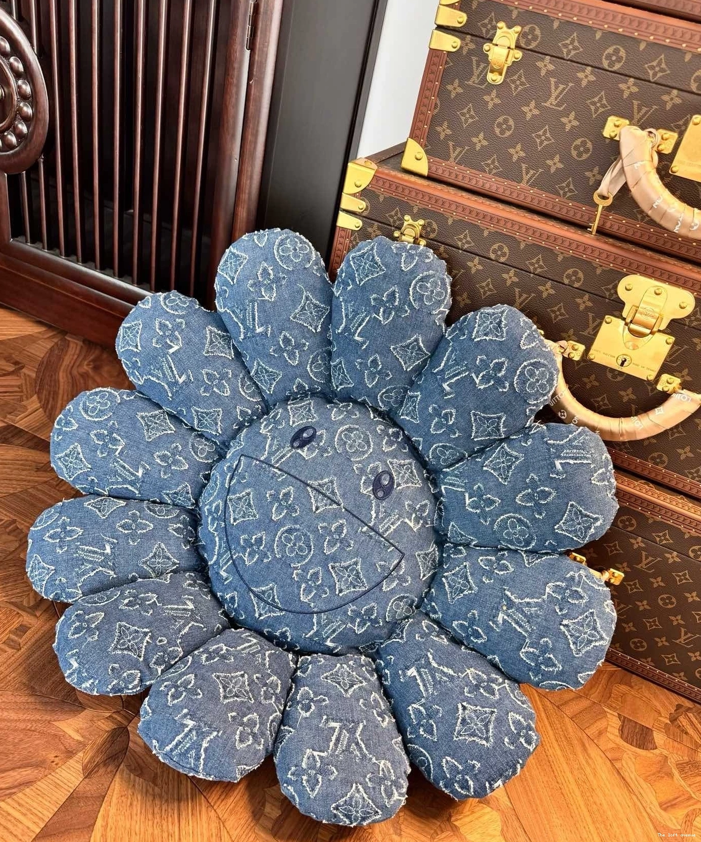 LV CUSTOM FLOWER PLUSH MURAKAMI 0717